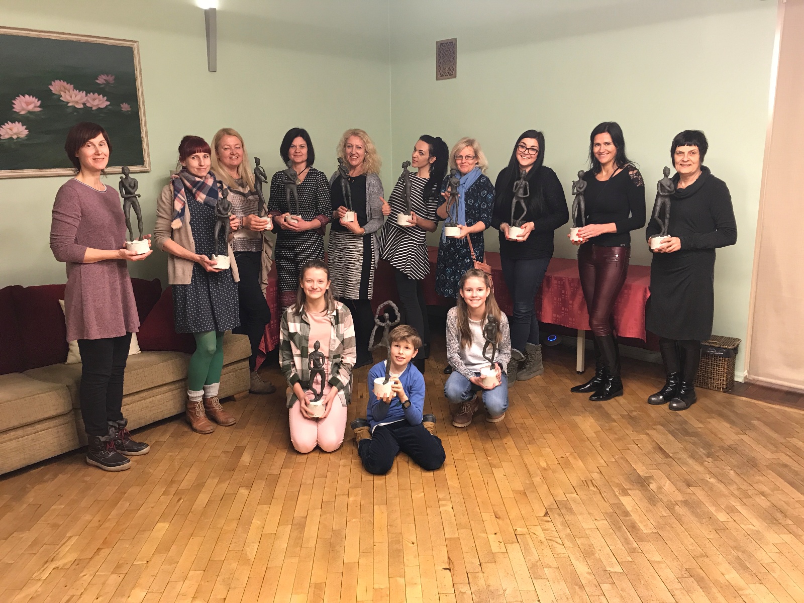 Portrait de groupe avec personnages